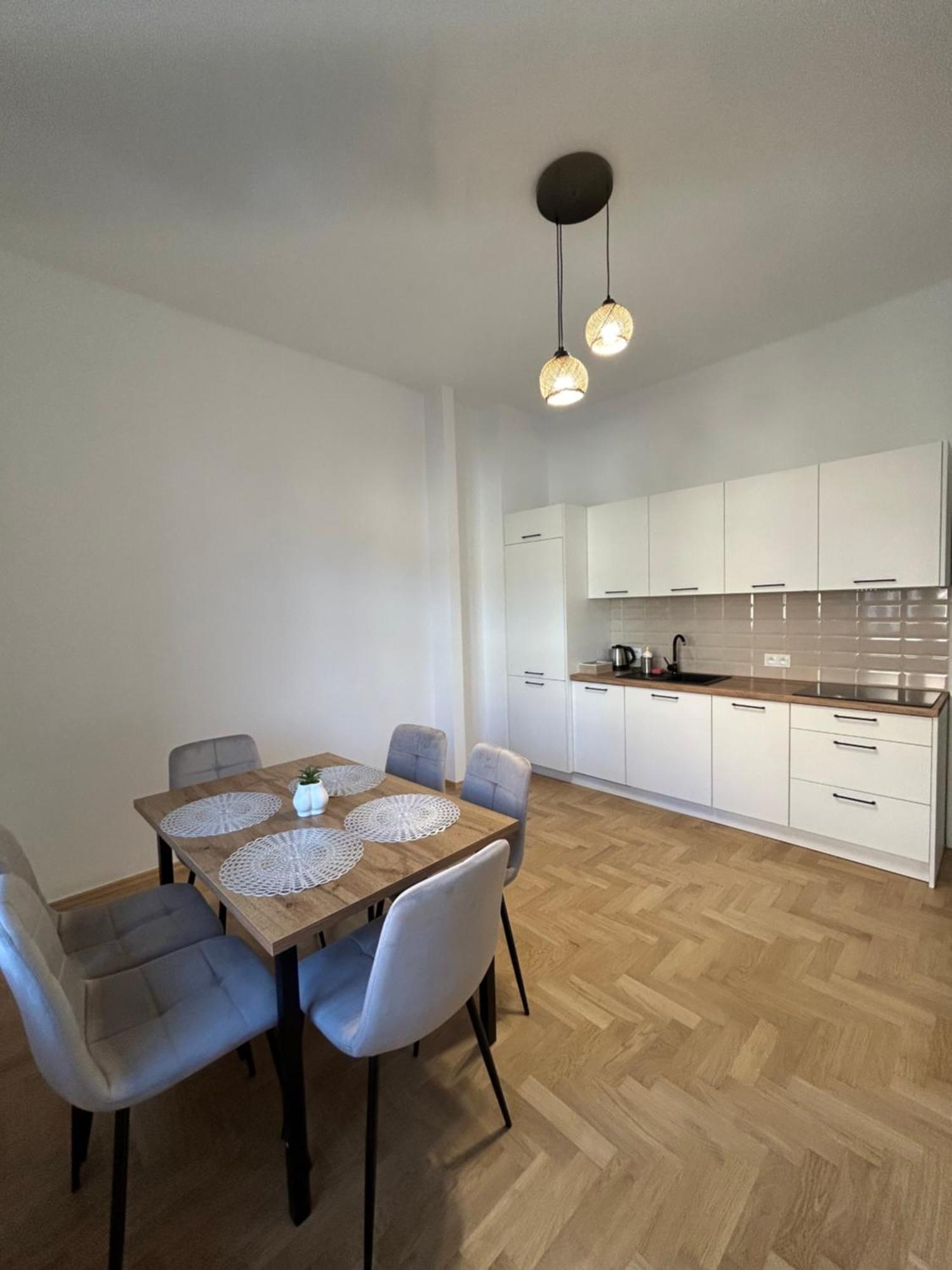 Selected Apartments By Market Square Krakow Exterior photo