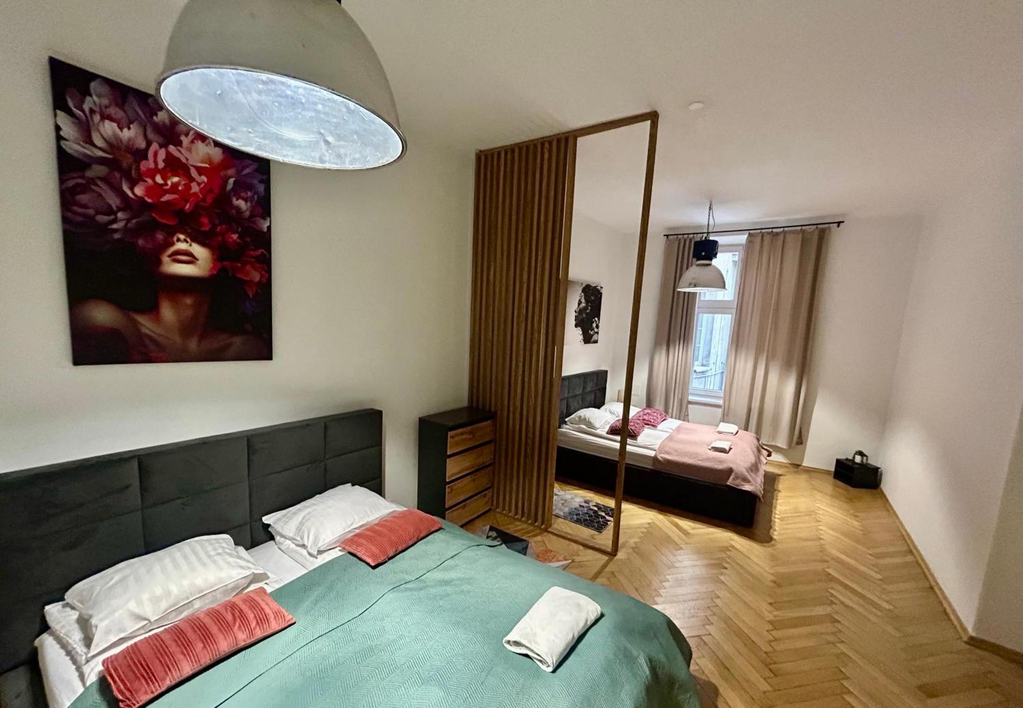 Selected Apartments By Market Square Krakow Exterior photo